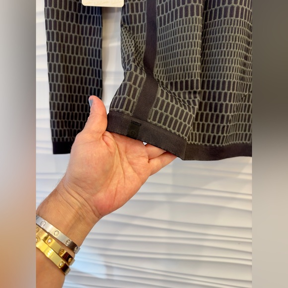 NWT Athletic Athleisure Minimalist RARE Lululemon About That Base LS Top - Picture 9 of 9